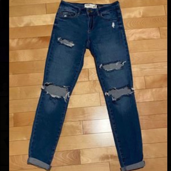 low waisted dark blue ripped jeans - Picture 1 of 2